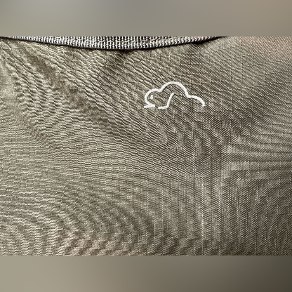 Cute Olive Green/Cream Reversible Roots Bag - Picture 5 of 10